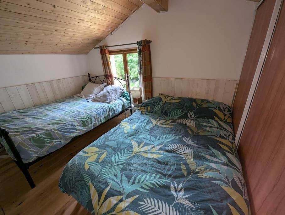 Gite Zen Dans Les Bois Blesignac 外观 照片